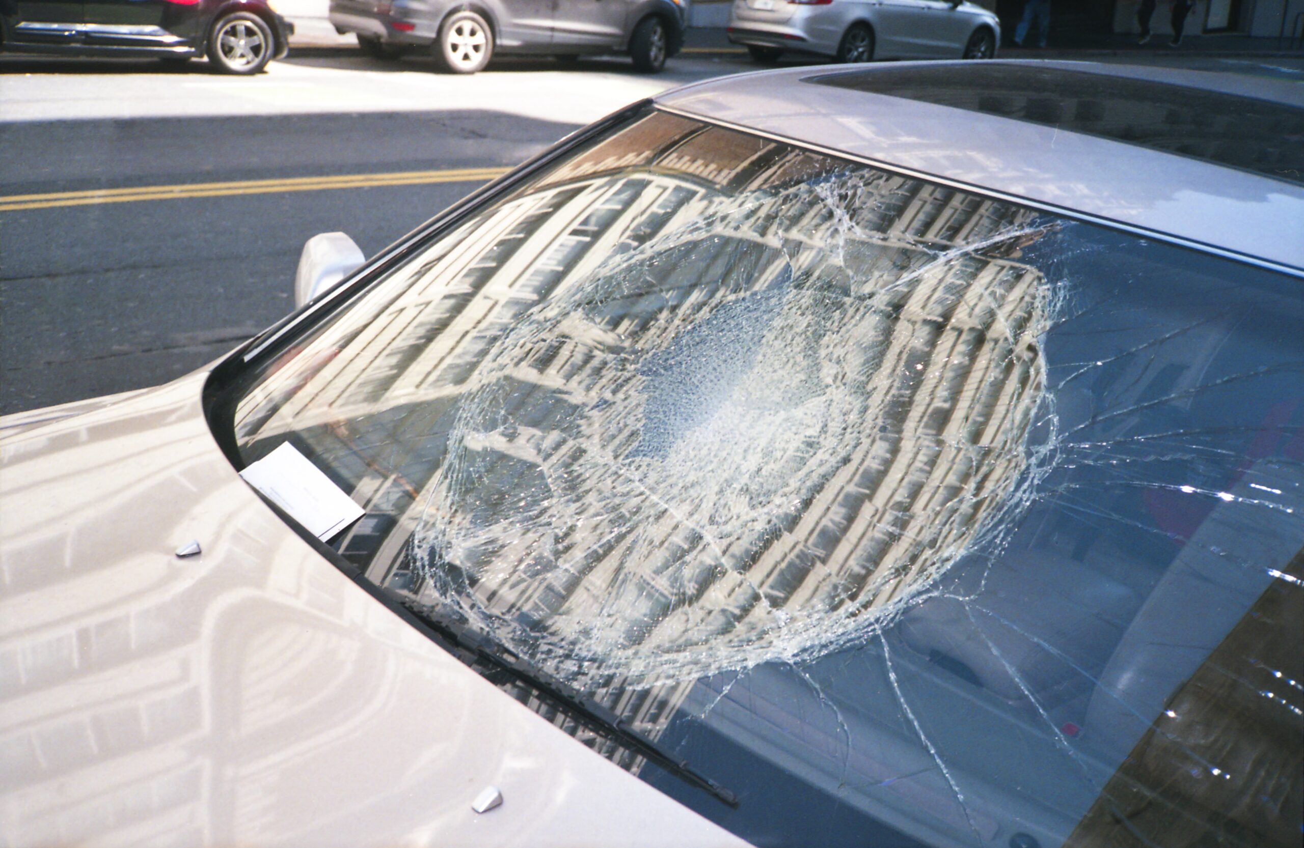 Glass Breakage Cover DealInsurance.gr